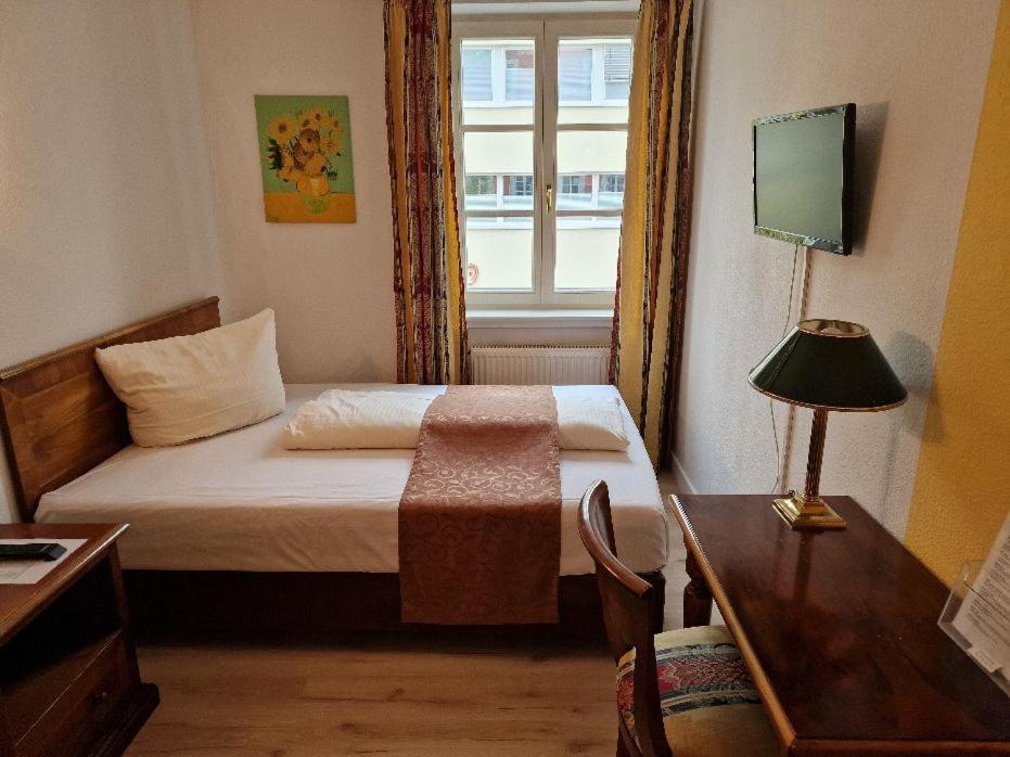 Hotel Königin Olga Ellwangen Kültér fotó